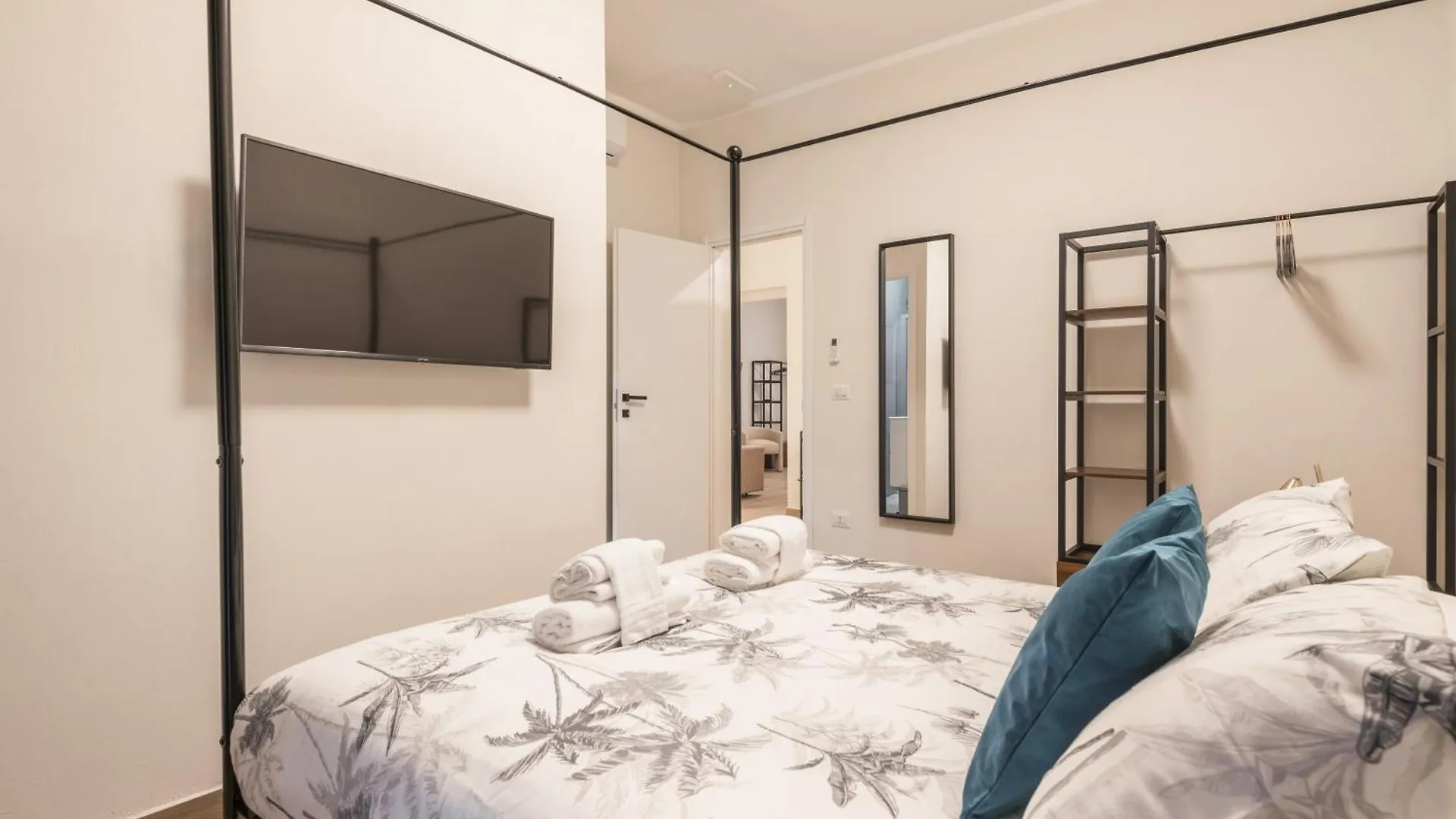 C3 Top Class Apartment, 2 Camere Da Letto, 2 Bagni, Giardino Distante 15 Minuti A Piedi Da Fontana Di Trevi Rome 0*,