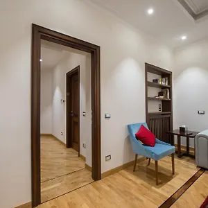 900 Roma