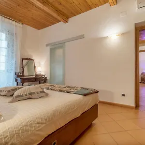 Borghese Roomy Flat Roma